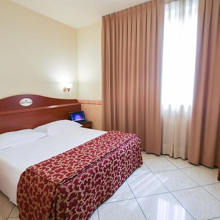 Felix Hotel Montecchio Maggiore Esterno foto